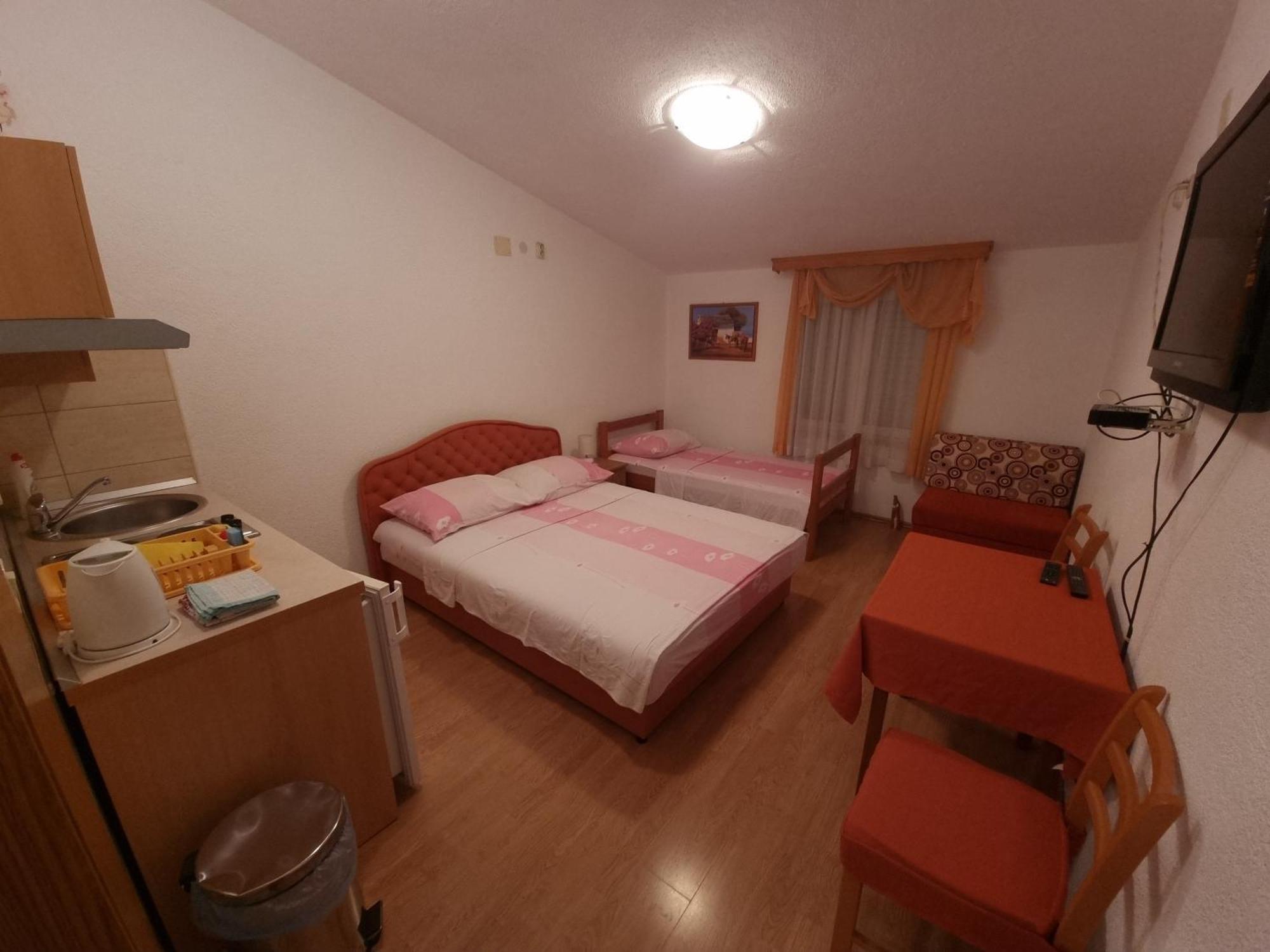 Apartments Cipetic Kaštela Kültér fotó